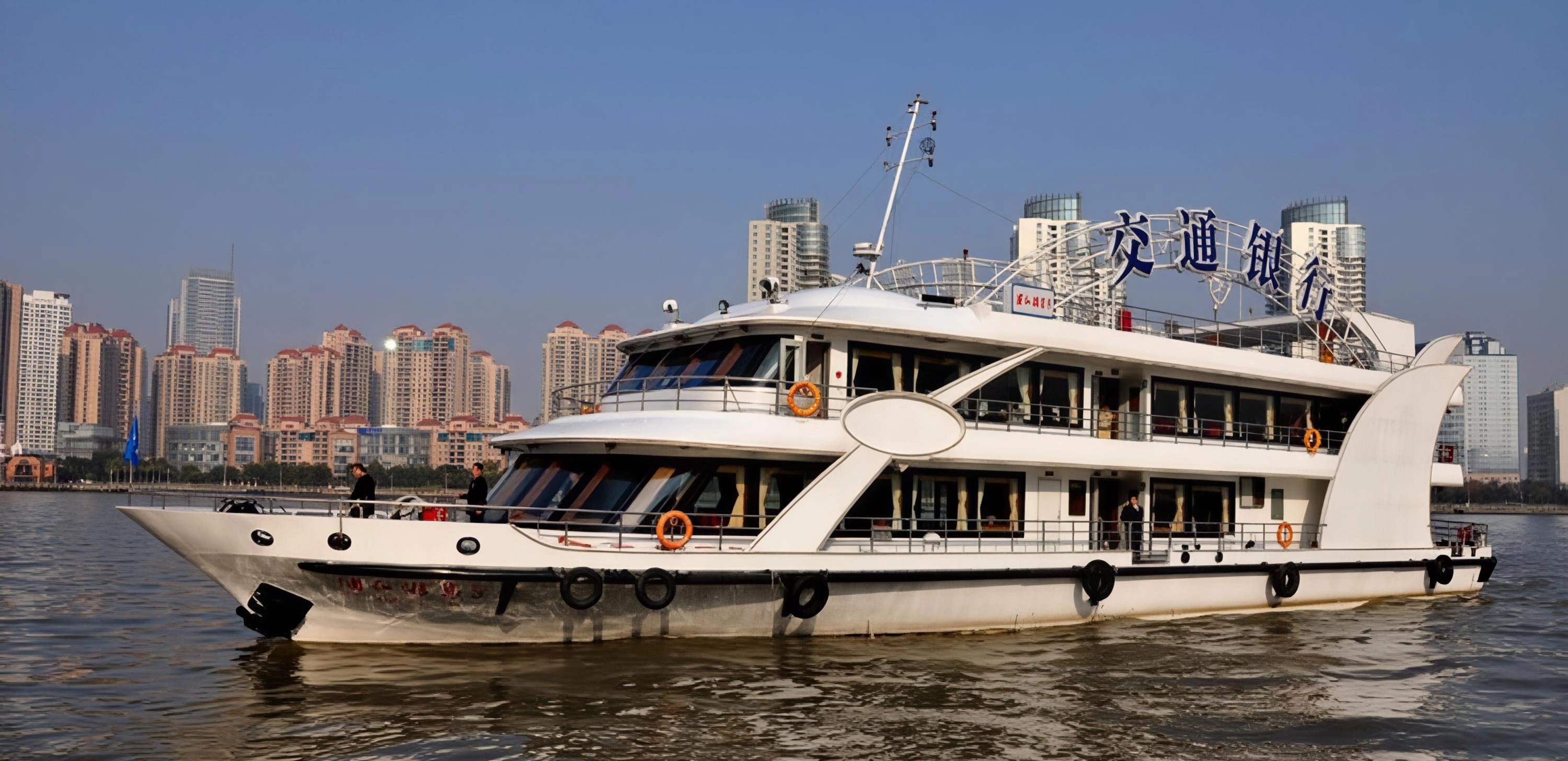 Pujiang Cruise No.5