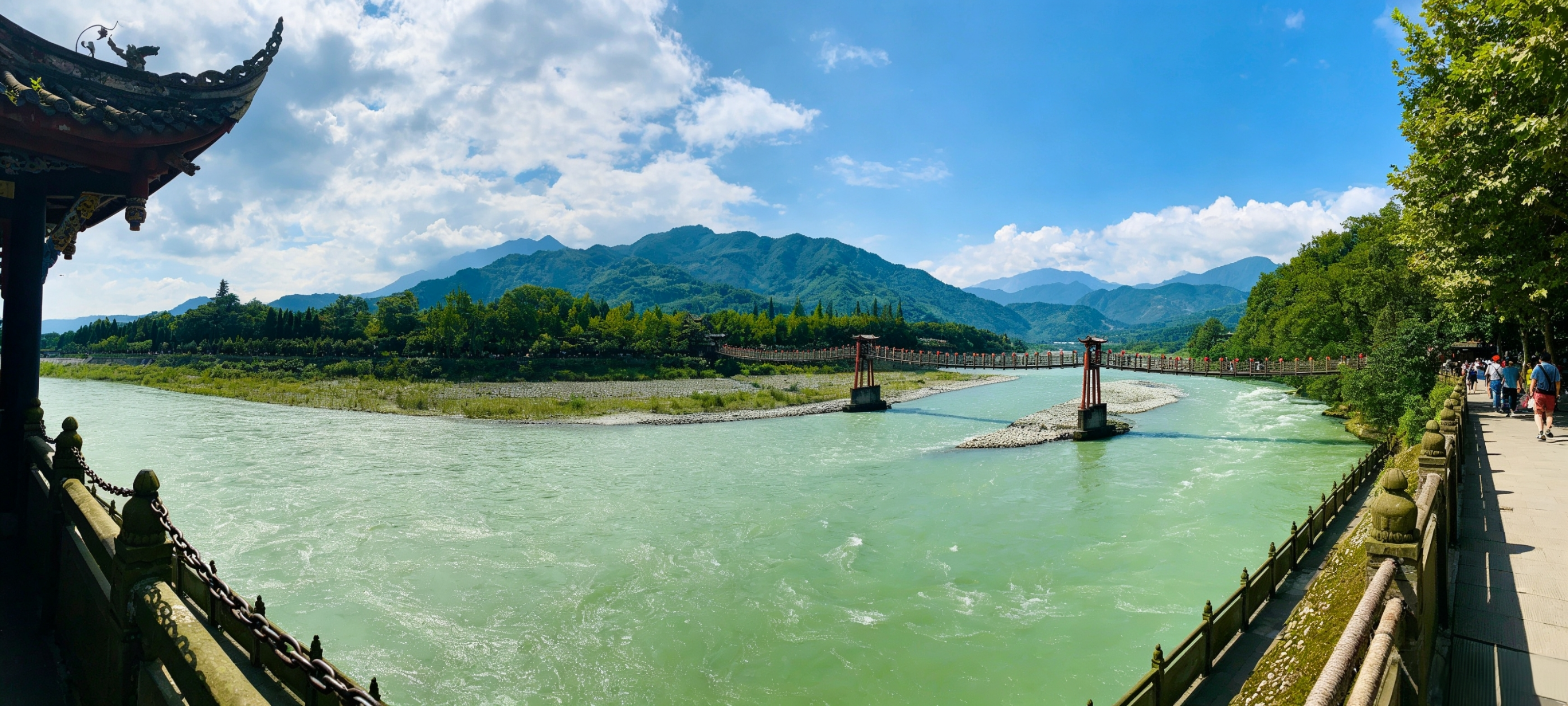 Giant Panda Base – Dujiangyan Ancient Water Conservancy