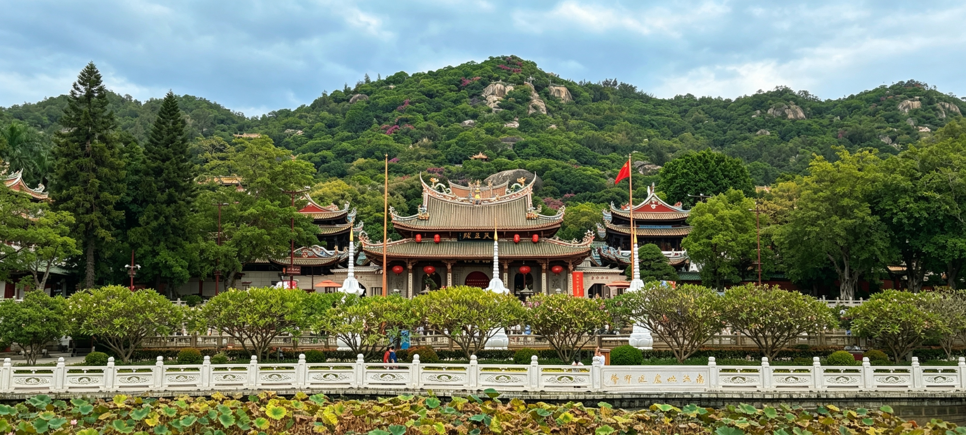 Nanputuo Temple, Huandao Road & Shapowei